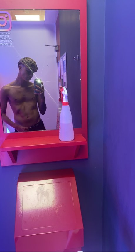 Joshy Payne exclusive actress photo