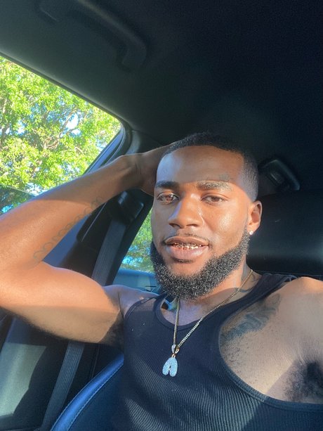 Yung Bull_ star erotic img