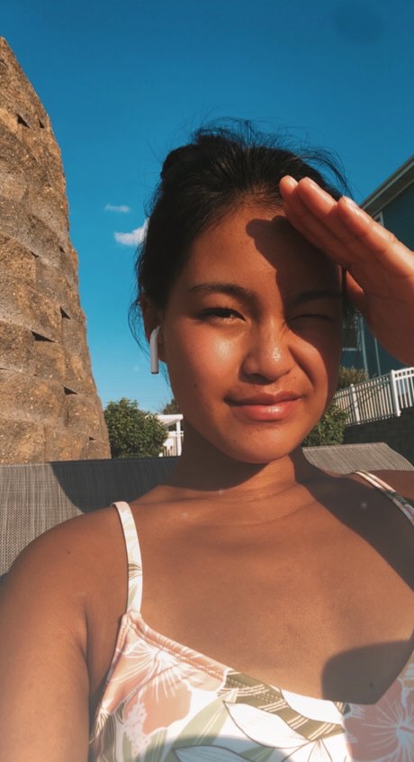 Alana Rose art model picture