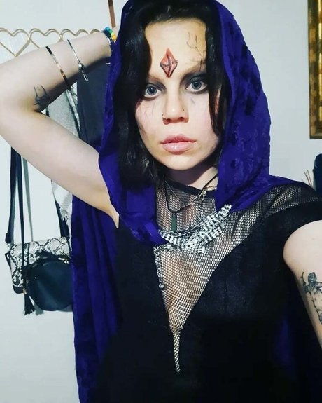 buvin123 hot actress images