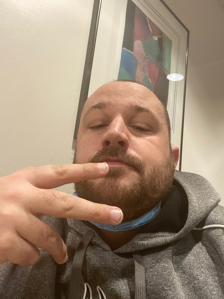 Nick adams pretty actress pic