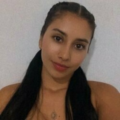 Geraldin bedoya free model photo