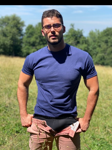 The boy you need from 9 to 11pm star nudes images