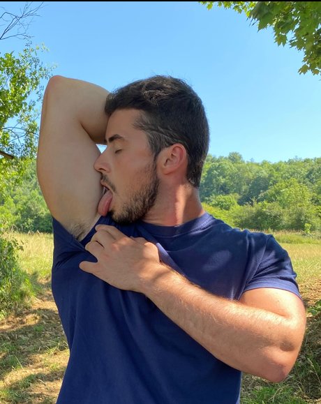 The boy you need from 9 to 11pm nude star img