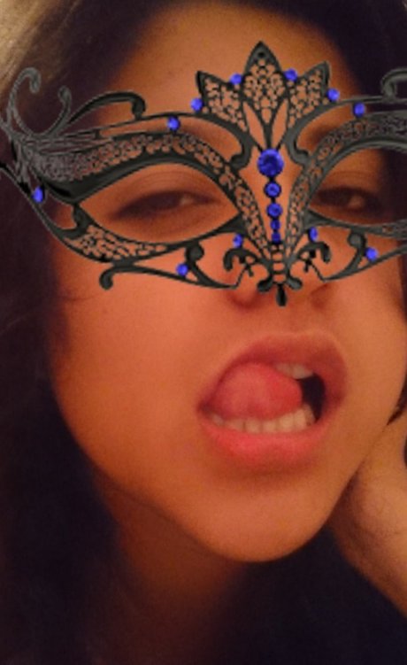 Andrea ber Cast naked model pics