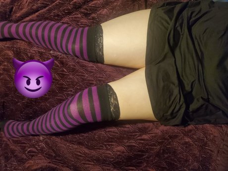 Sabrina Quinn erotic star photos