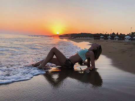 Dari Shum nice model photos