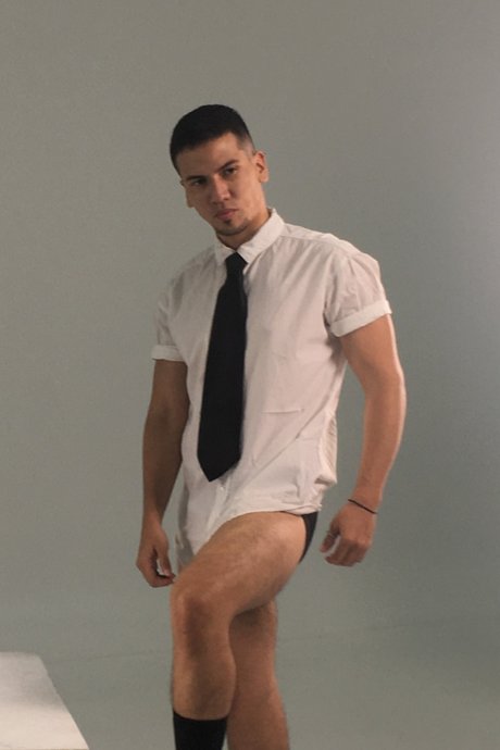 Aaron viera high quality star photo