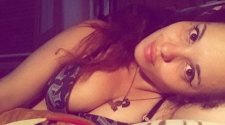 u191374526 adult actress picture