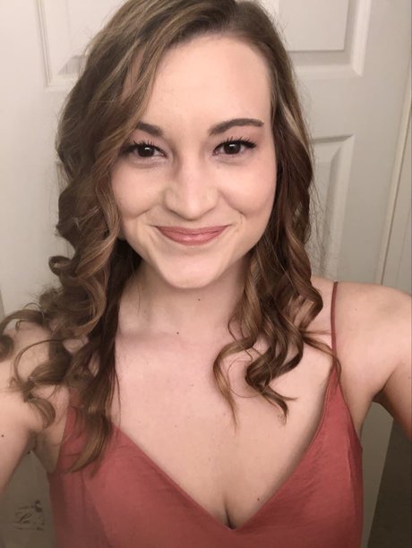 Clairebear nude star image