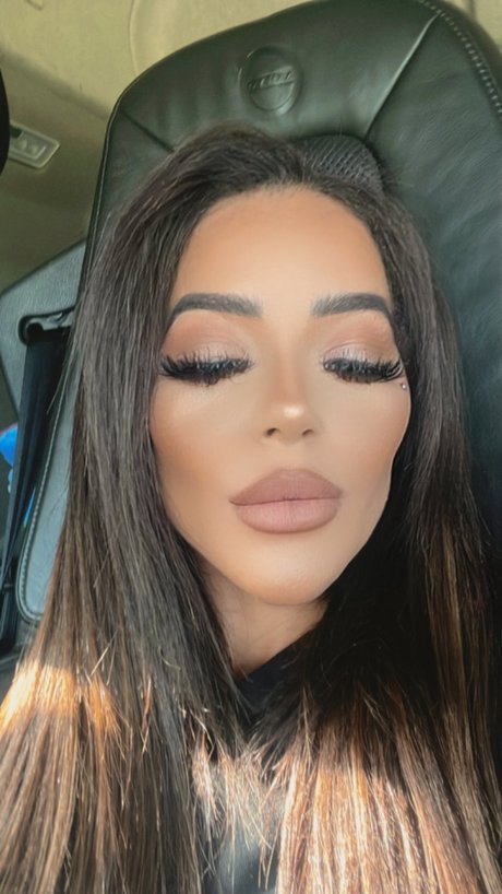 Petite trucker high quality actress picture