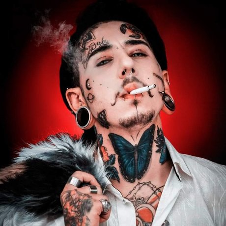 Gl Kruczynski star hot image