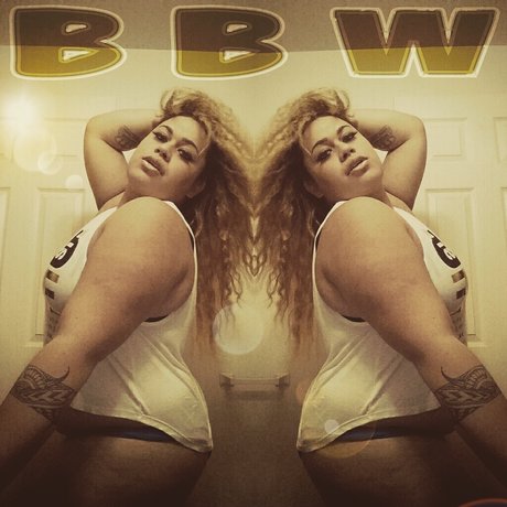 Ts Vinah erotic pornstar pic