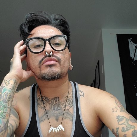 Peter D Vil model nude archive