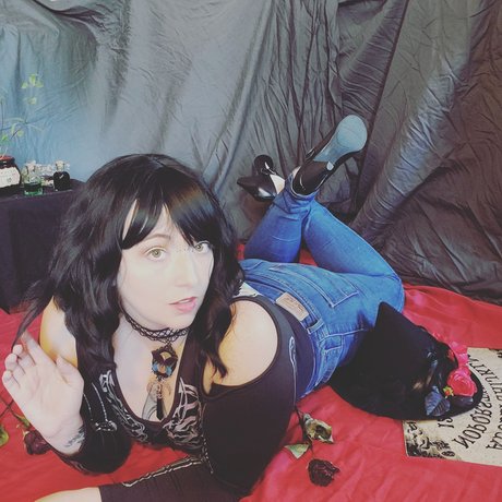 Trixiegrrl sShineys hd pornstar images