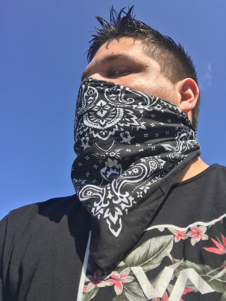 FLVA804boi adult model img