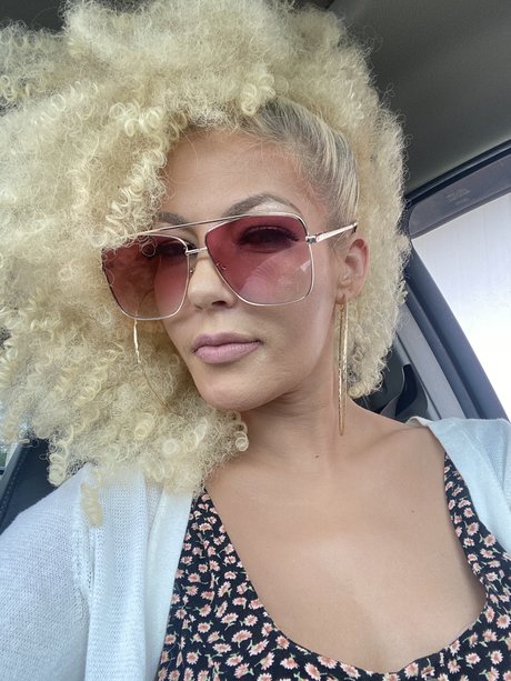 Promises pornstar exclusive images