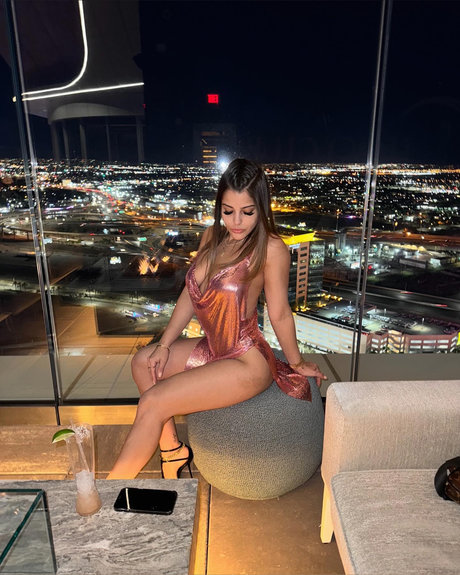 Cats perfect pornstar pic