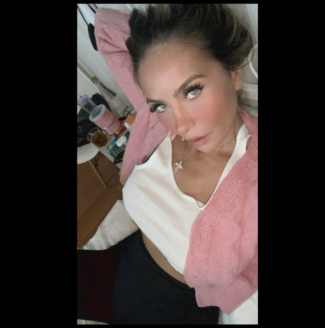 Vanessa Fernandes pretty pornstar galleries