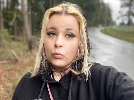 Luna 3 0 xxx model photos