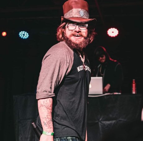 The Wizardly Toke pornstar erotic photo