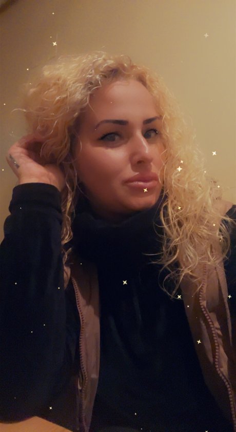 Geta pornstar hot photo