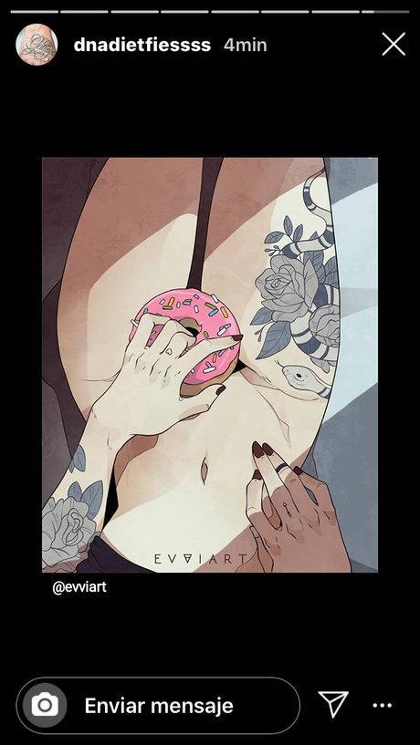 El Makariio xxx model pictures