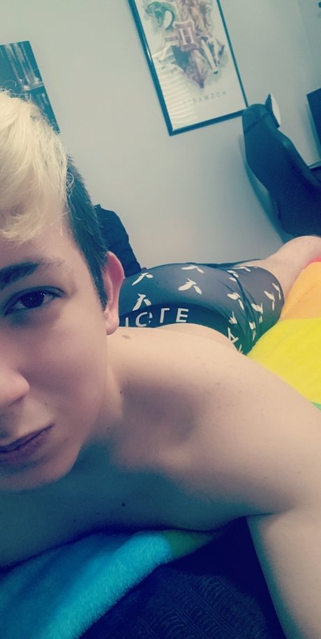 Riley Rainboy xxx actress pictures