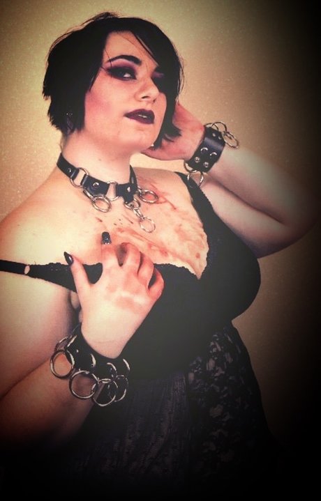 Dommy beast model beautiful picture