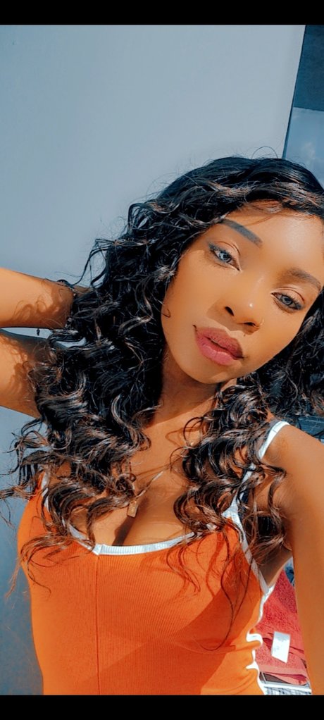 heffanie Savage pornstar hot photo