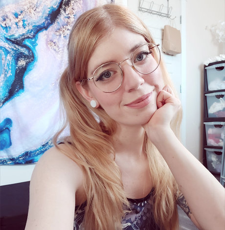 Tia Black model hot picture