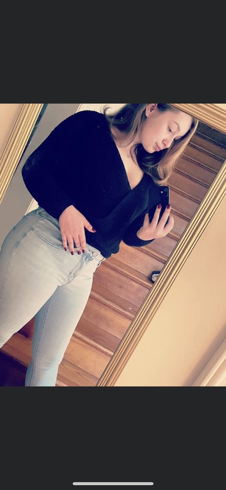 Tie bunny star nude galleries