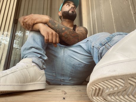 Tonedoe919 art model images