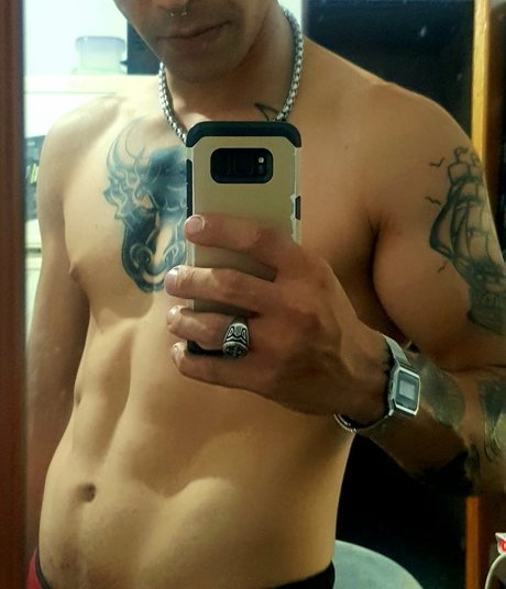 Raifel Molero pornstar exclusive photo