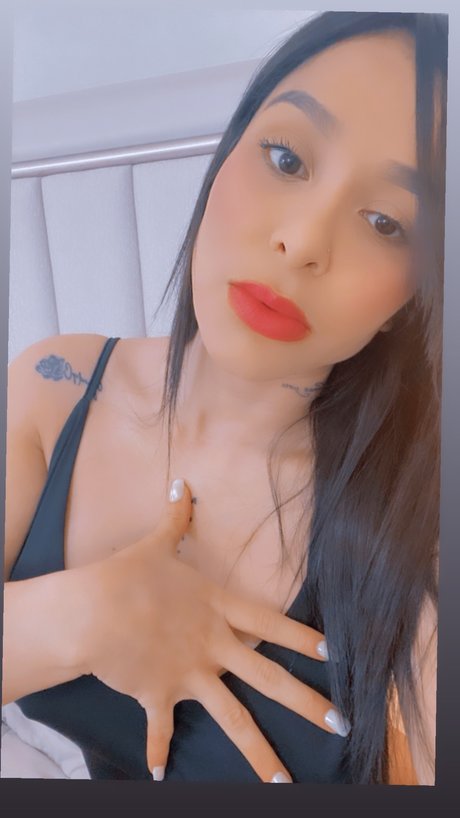 EnverlynMorales nude model pic