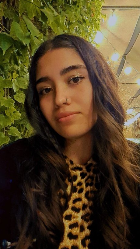 camila art model photos