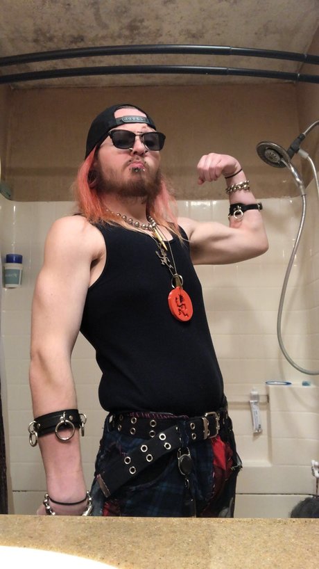 PsykoThug naked actress pic