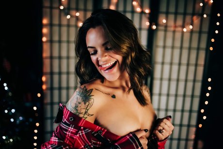 Yasmine model nice image