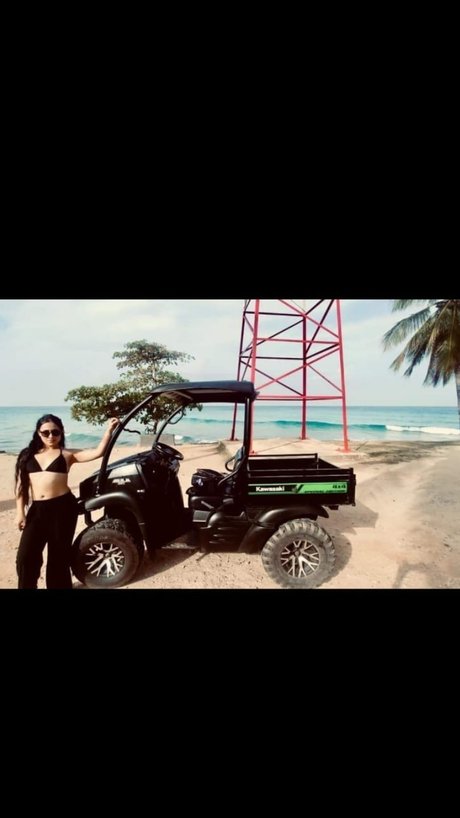 Nicol Andrea_ adult model photo