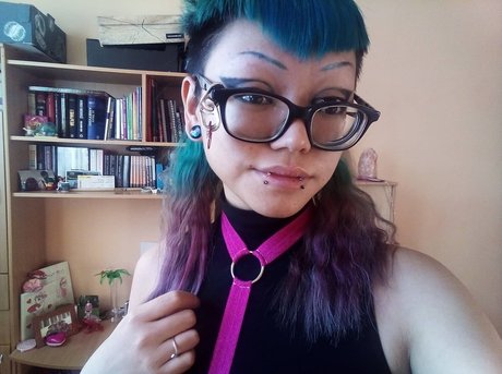 Thu Uyen Tranov_ star hot img