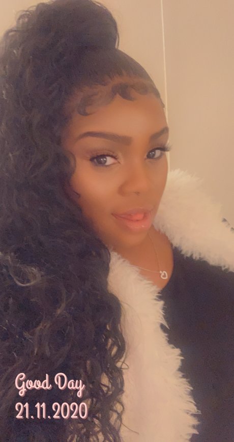 Alaina Lassiter star erotic photos