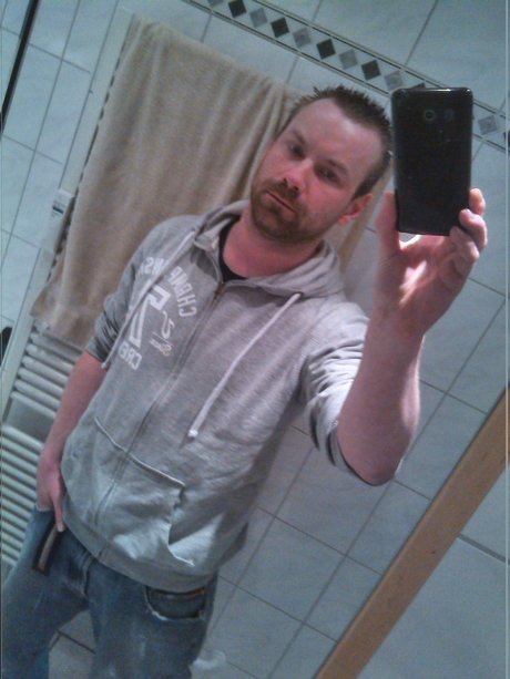 Dominik S_ model naked pic