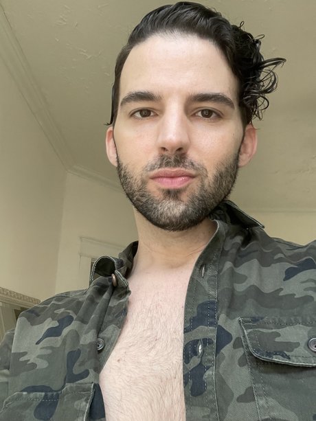 UpAllNight nice actress picture