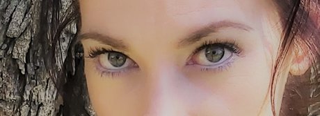 Petite Green free star picture