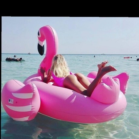 Katia Fanelli pornstar sexy photo