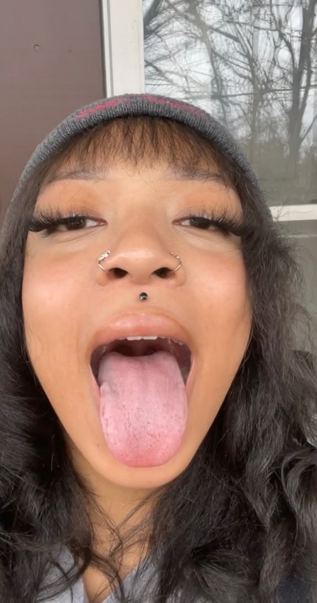 Magiin pornstar nice pictures