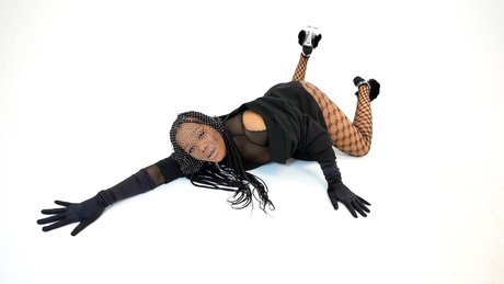 Yum_ adult model photos