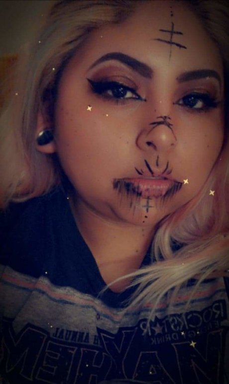 Sarah Hale porn actress archive