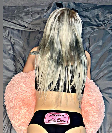 willow reign sex actress archive