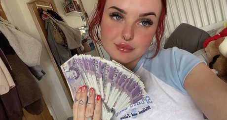 Goddess Betty_ pretty star picture